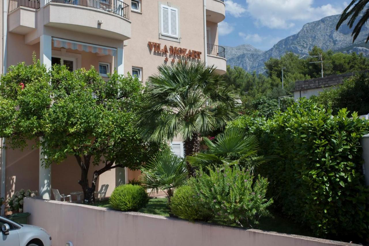 Aparthotel Villa Mozart Podgora Exterior photo
